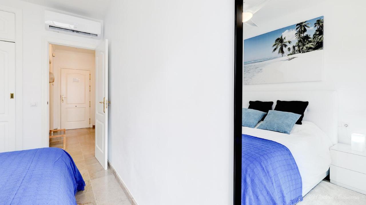 Cozy Apartment Overlooking Estepona'S Marina! Exterior foto