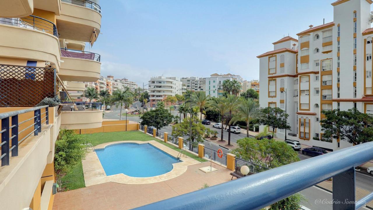 Cozy Apartment Overlooking Estepona'S Marina! Exterior foto