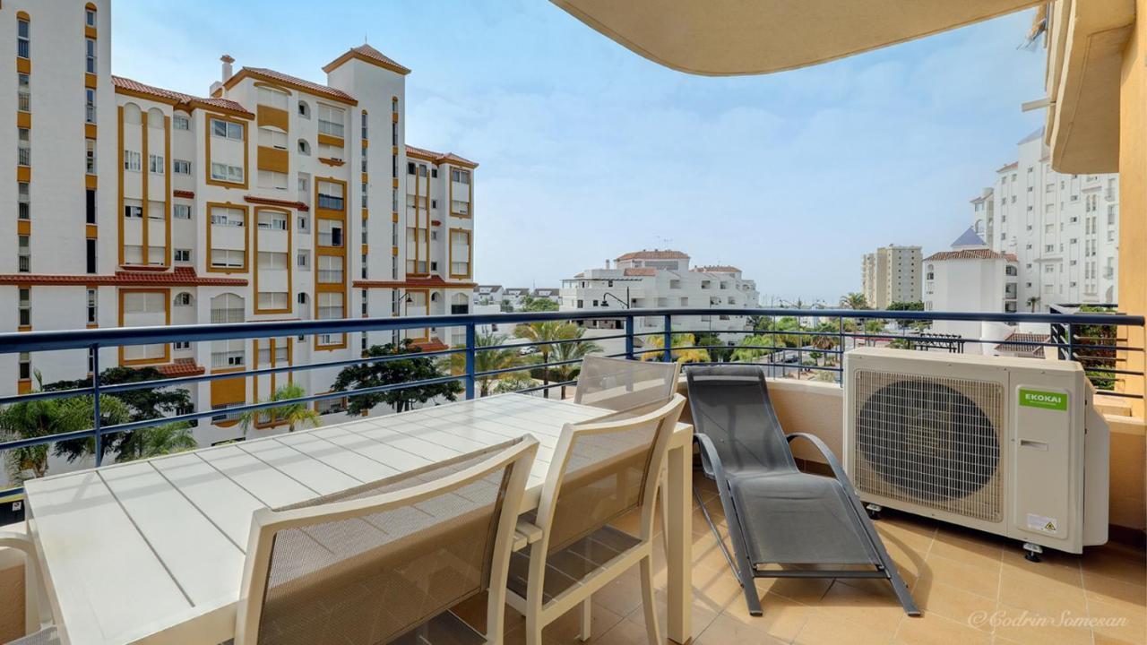 Cozy Apartment Overlooking Estepona'S Marina! Exterior foto